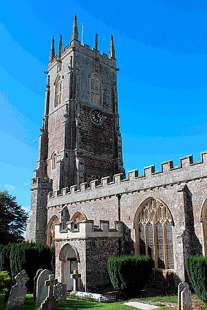 Broadclyst - Exterior View